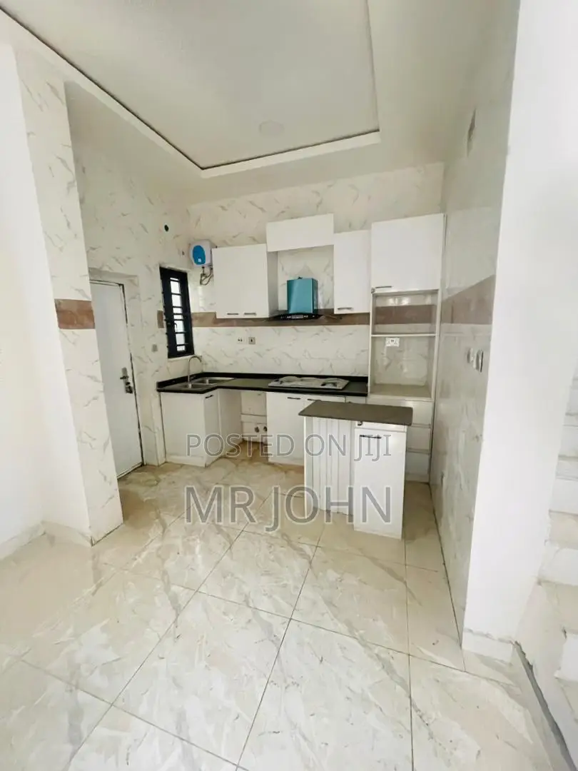 2bdrm Duplex in Lekki for rent in Lekki