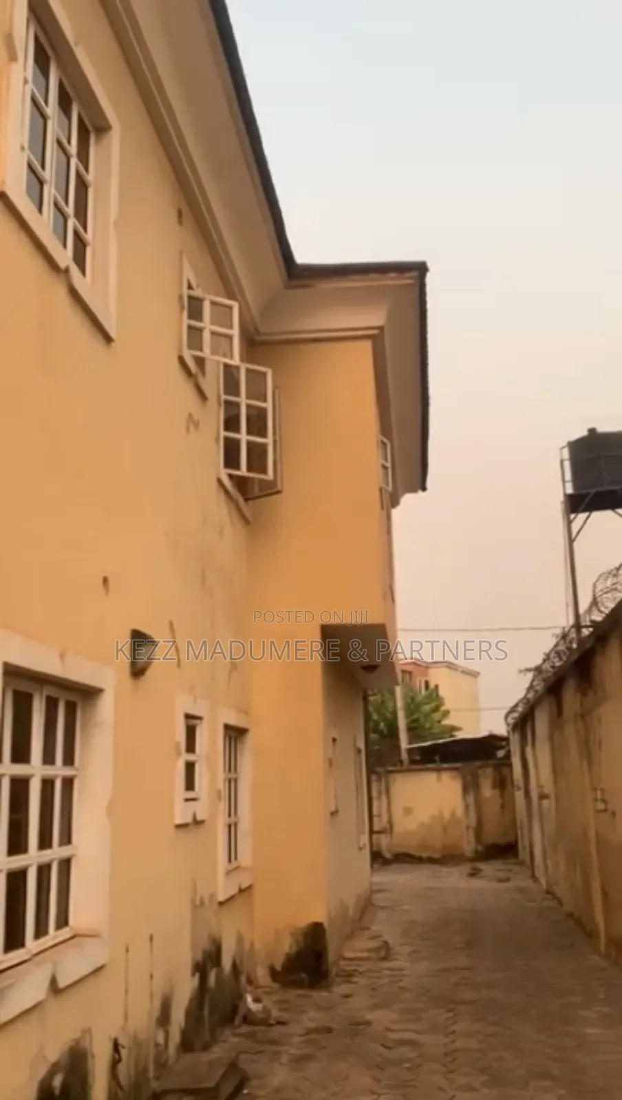 7bdrm Duplex in Independence Layout for sale in Enugu