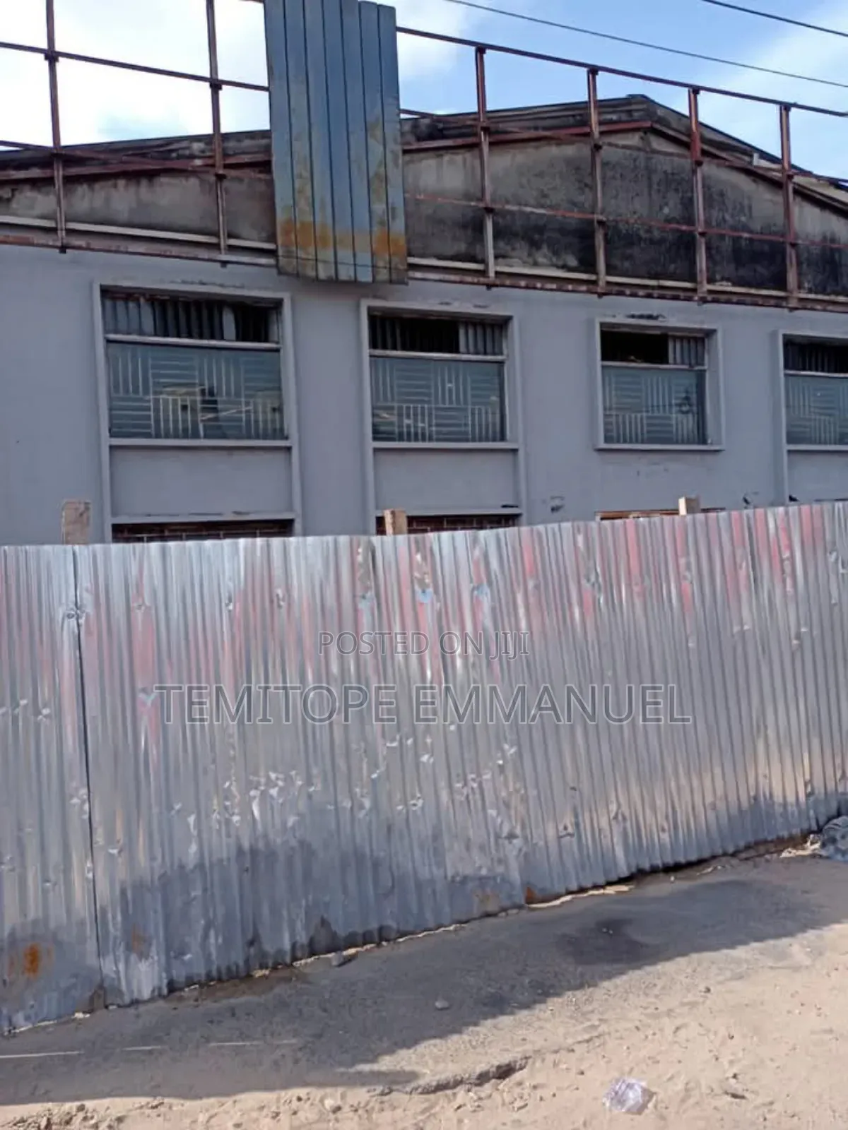 Commercial Wearhouse on the Road 3200sqm Land in Apapa