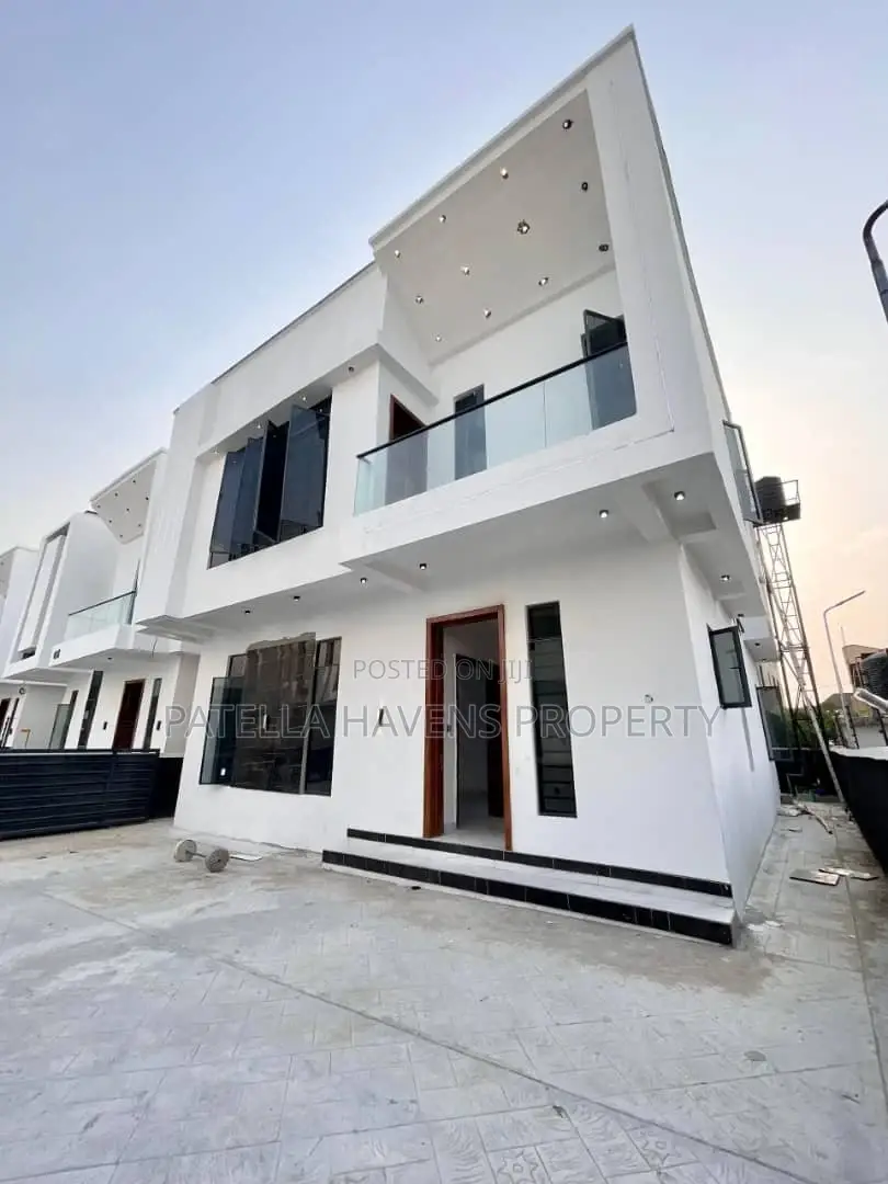 Exquisitely Designed 4 and 5 Bedroom Luxury Home in Idado