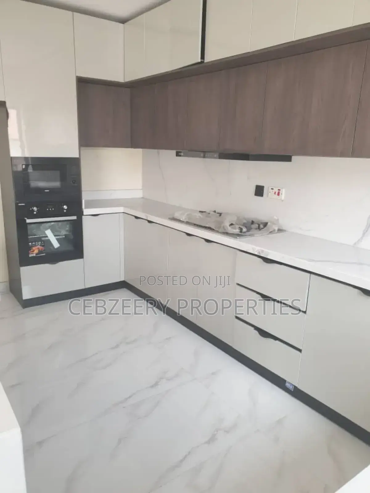 4bdrm Duplex In Shonibare Estate For Rent in Shonibare Estate