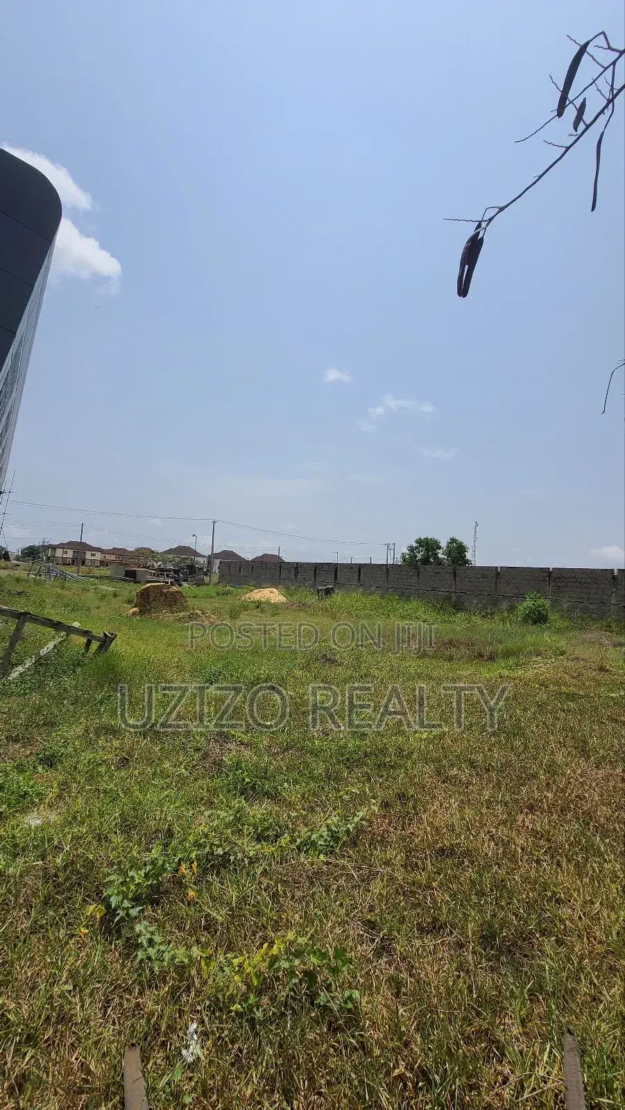 Land Directly Facing The Expressway in Awoyaya