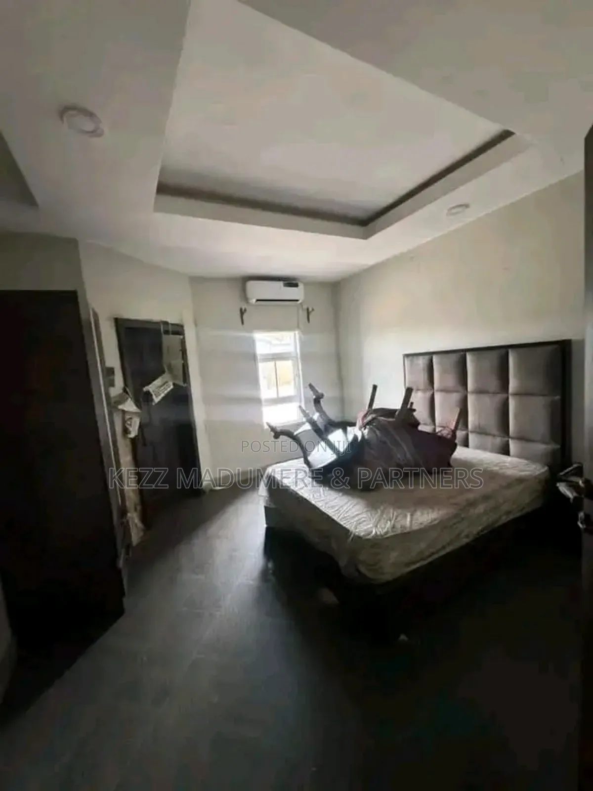 For Sale : Functional 23 Rooms Hotel Near New Gra, Ph in Rumuola