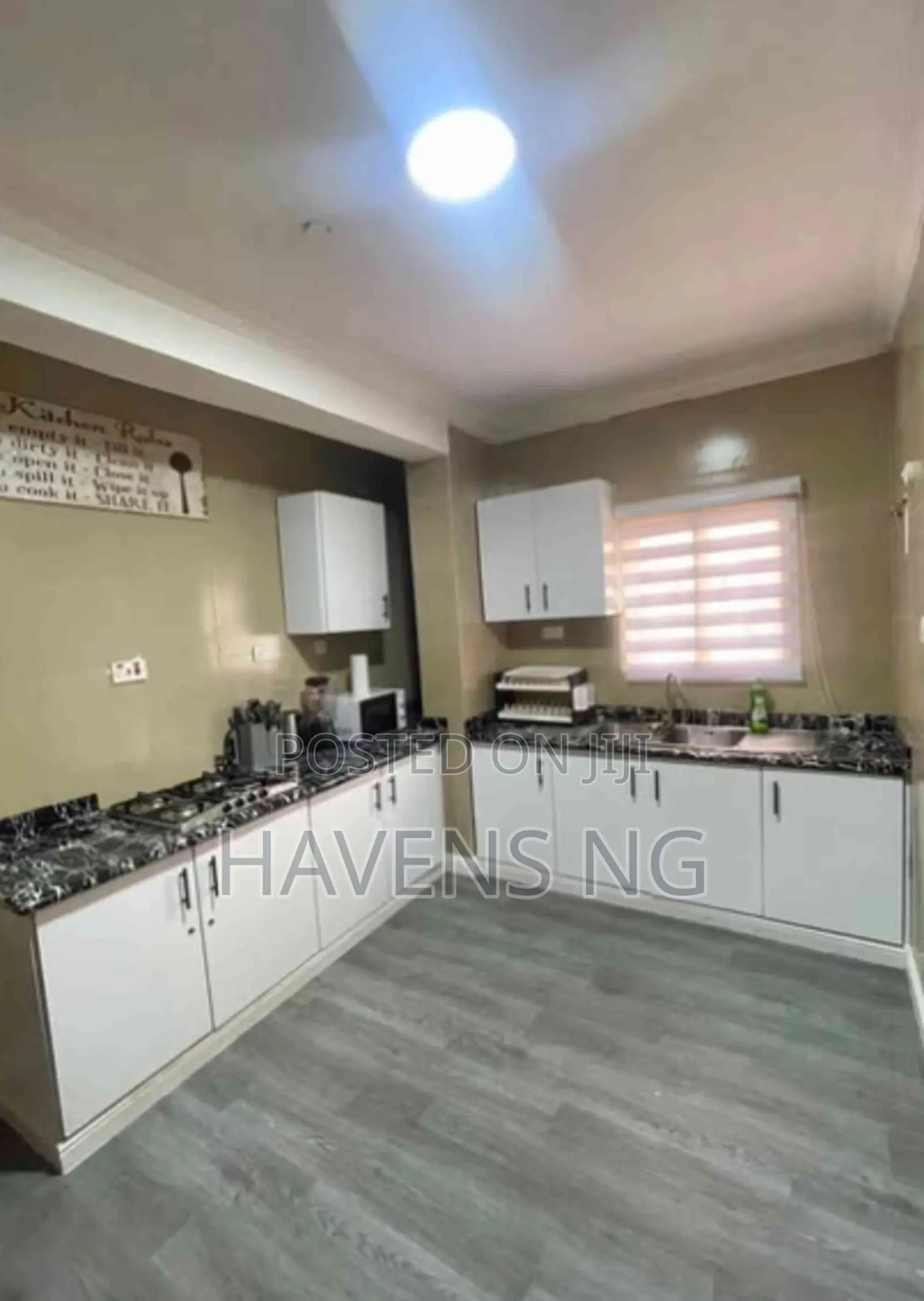 Sophisticated 1-Bedroom Apartment With Ps5 Private Gym in Lekki Phase 1