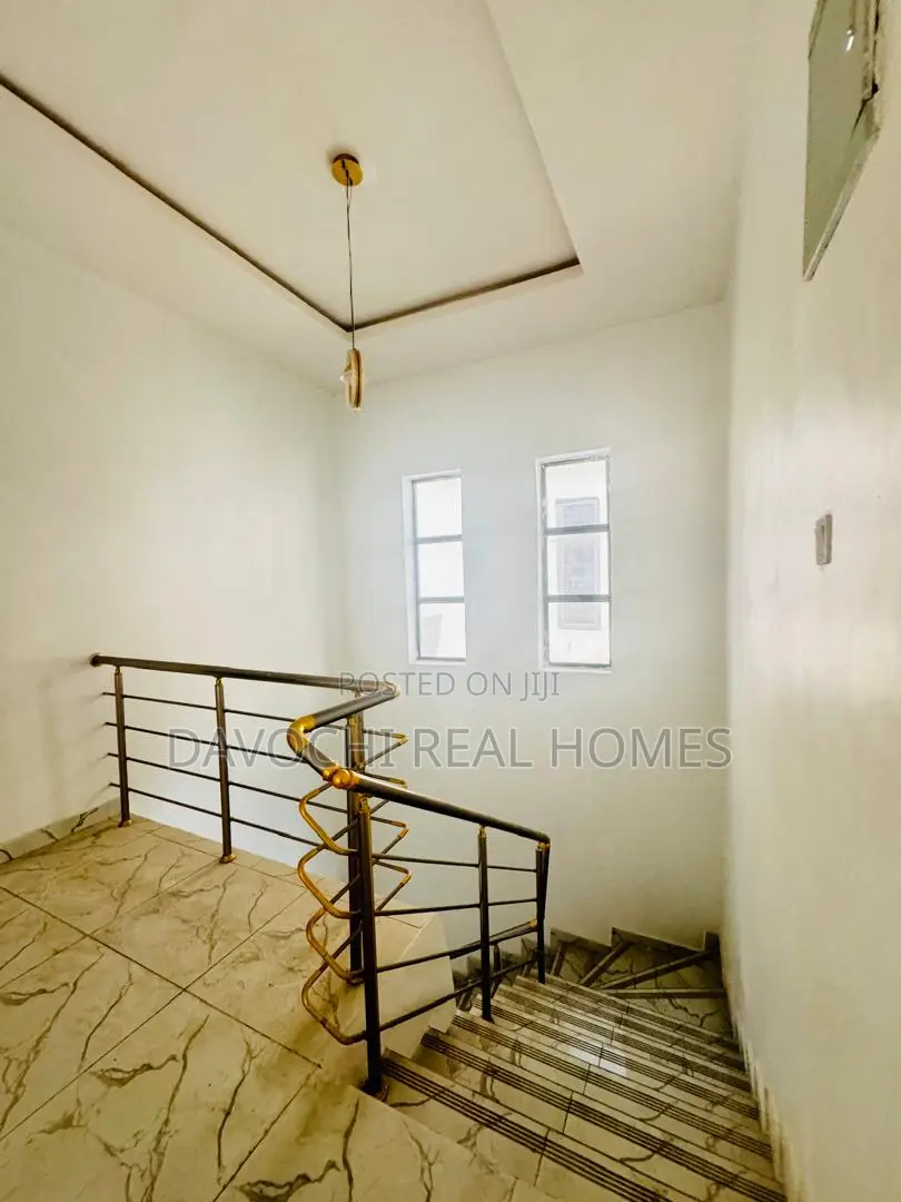 4bdrm Duplex in Harris Drive, Vgc., Lekki Phase 1 for rent in Lekki Phase 1