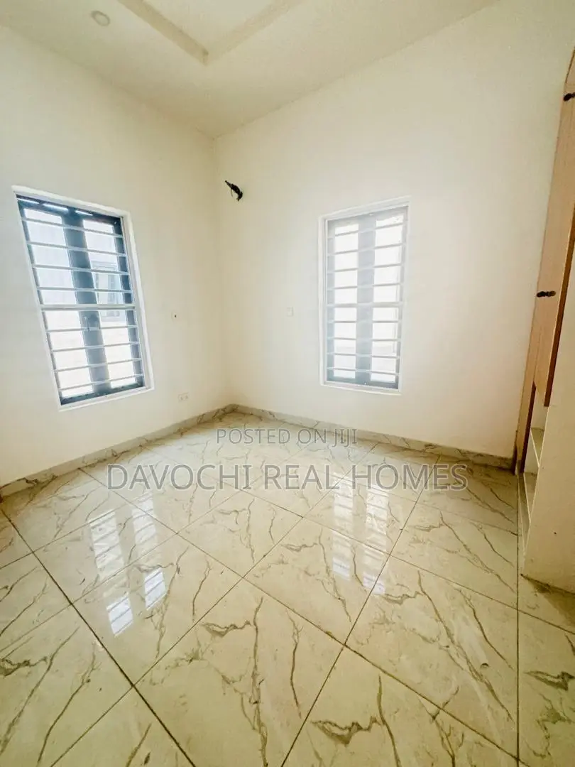 4bdrm Duplex in Harris Drive, Vgc., Lekki Phase 1 for rent in Lekki Phase 1