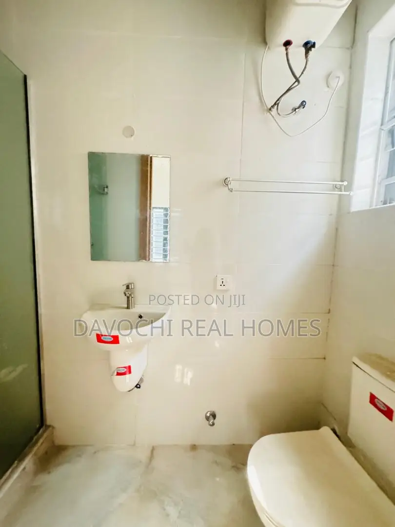 4bdrm Duplex in Harris Drive, Vgc., Lekki Phase 1 for rent in Lekki Phase 1