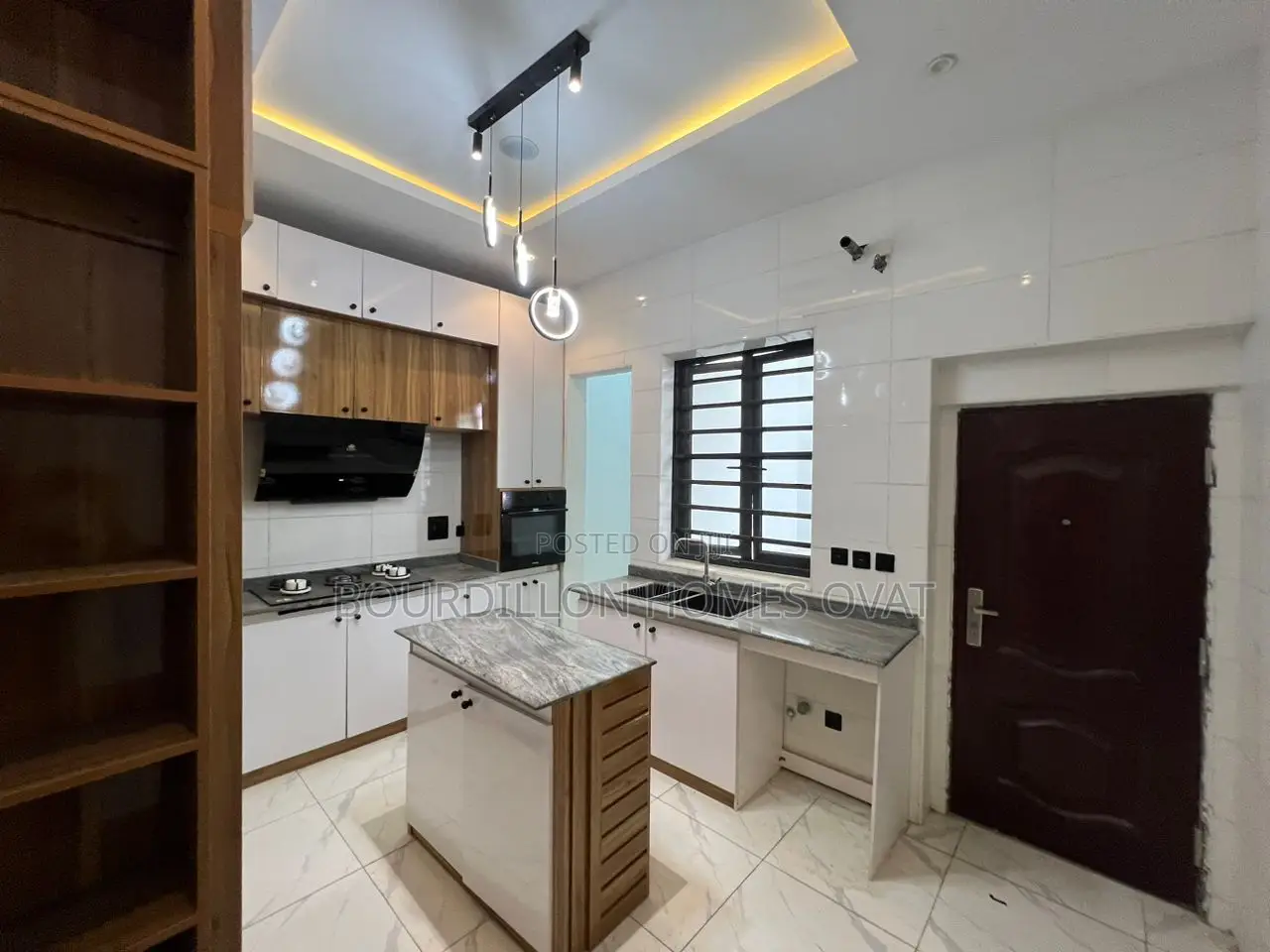 4bdrm Duplex in Ikota for sale in Ikota