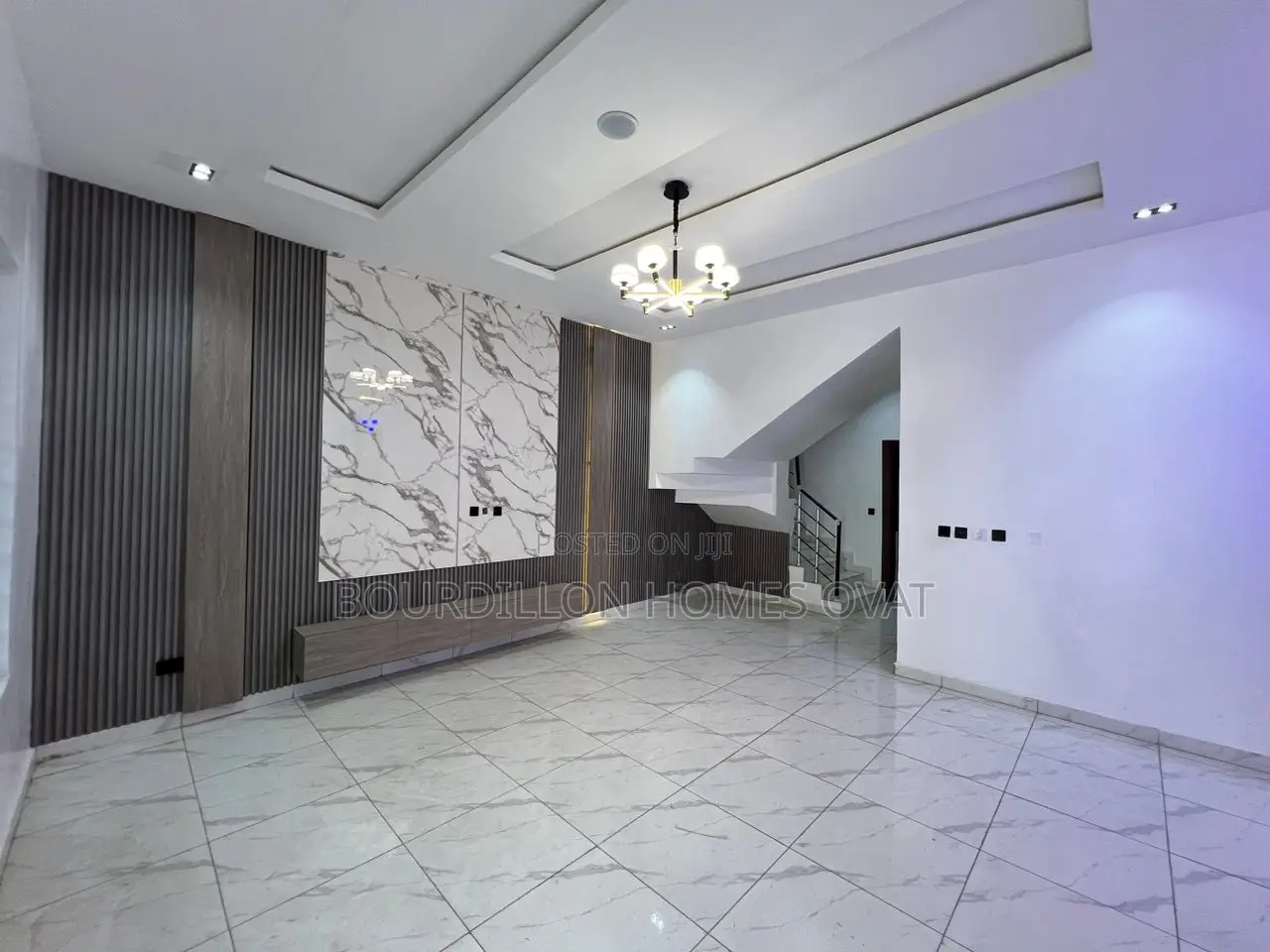 4bdrm Duplex in Ikota for sale in Ikota