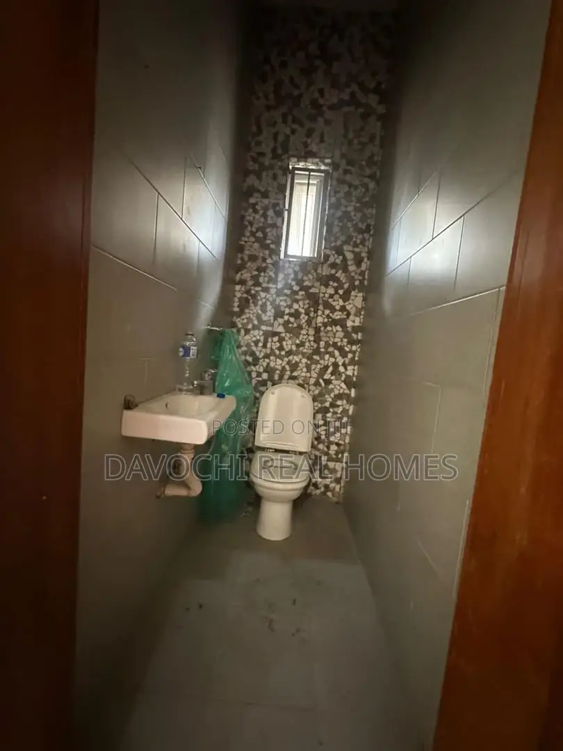 Mini Flat in Lekki Phase1 for rent in Lekki Phase 1