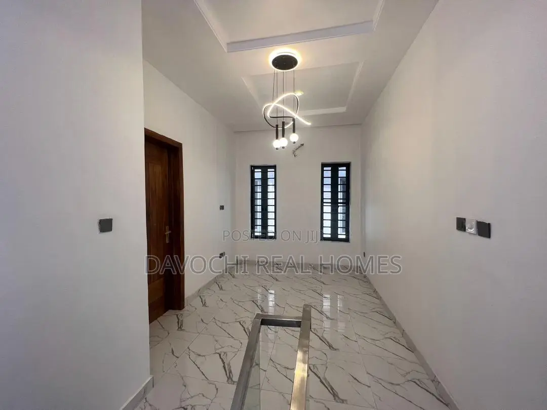 Furnished 4bdrm Duplex in New Road, Igbon for rent in Igbo-efon
