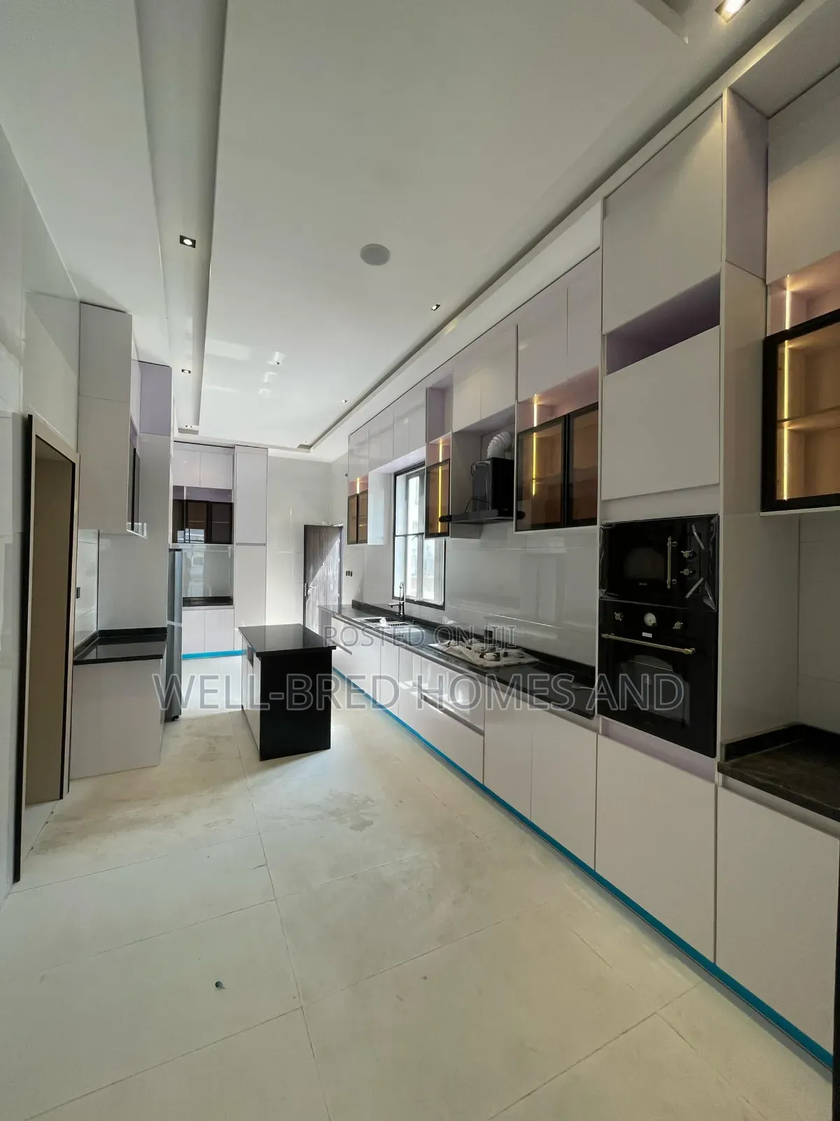 5bdrm Duplex in Ikota Lekki Lagos for sale in Lekki