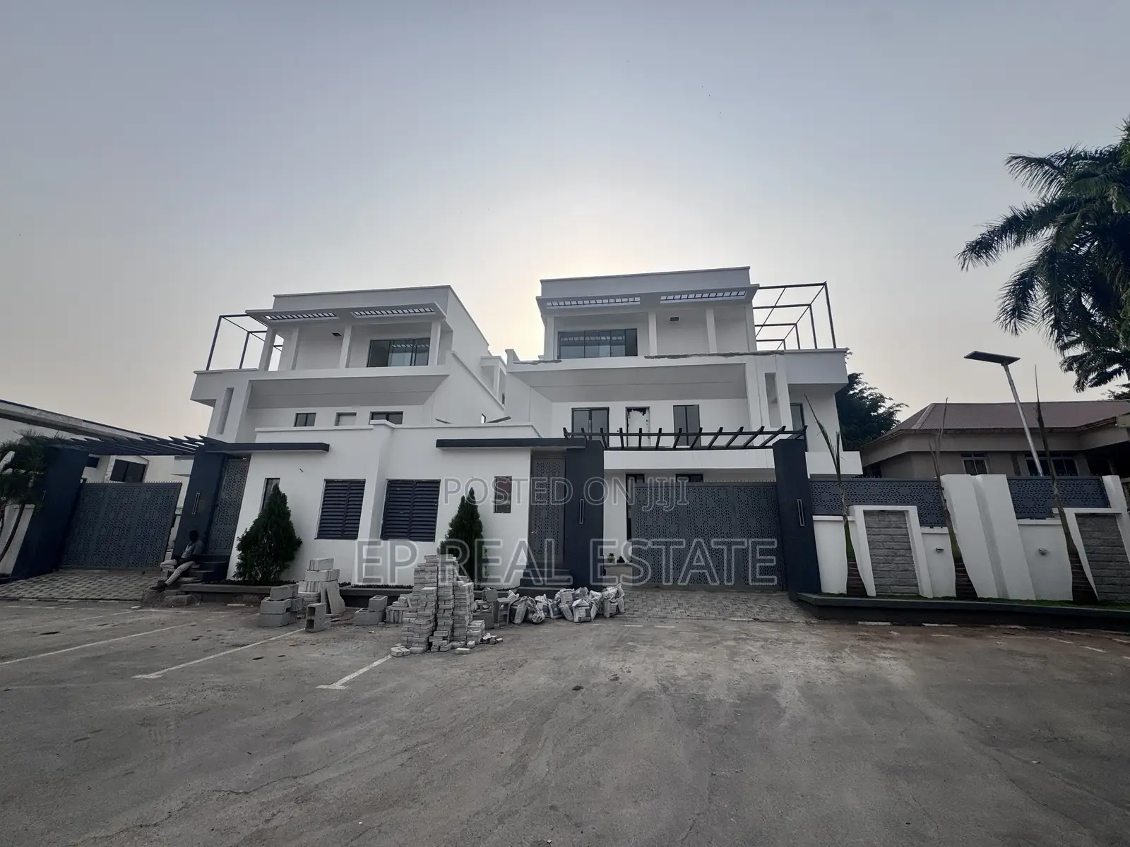 6bdrm Duplex in Maitama for sale in Maitama