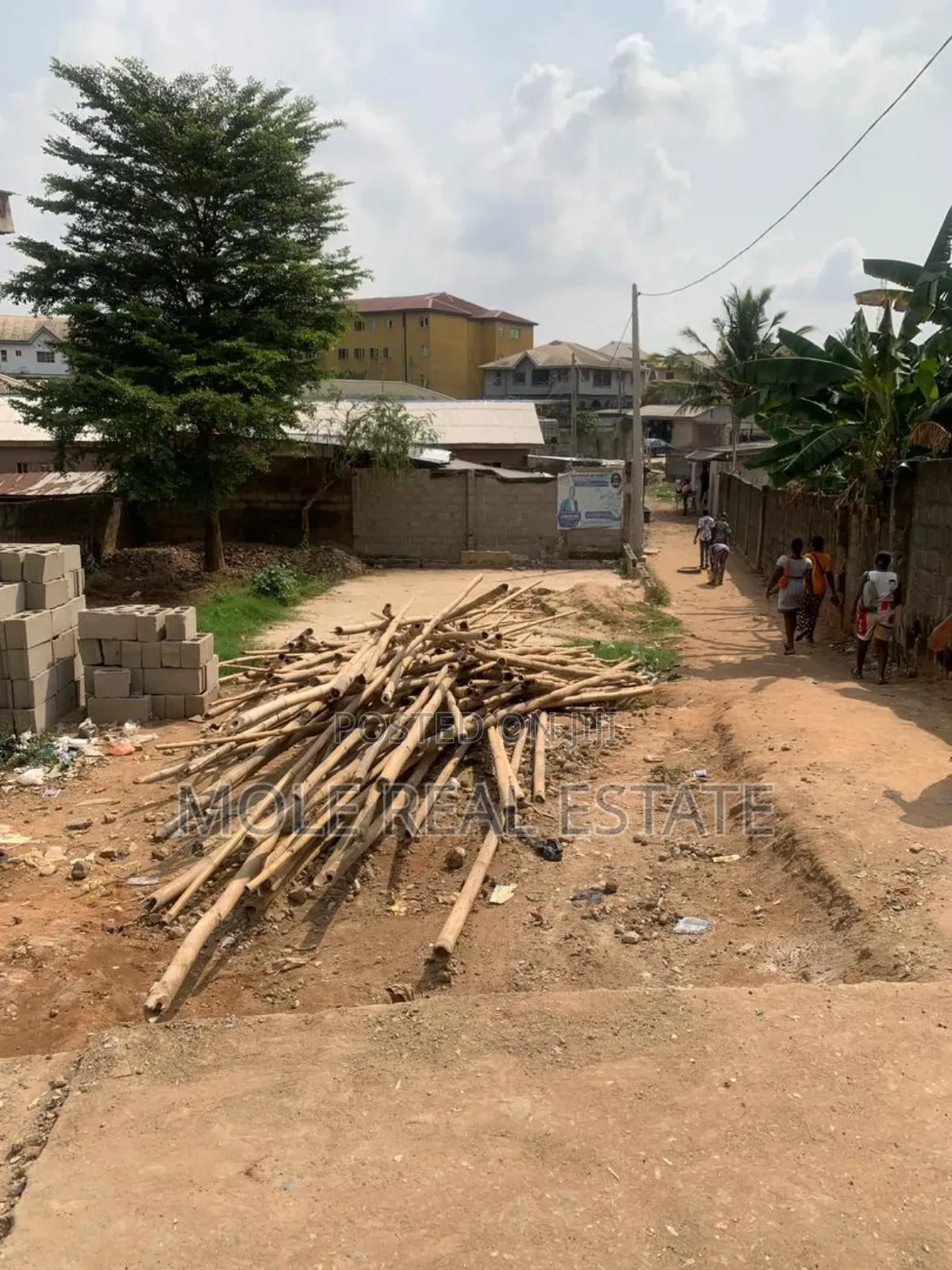Half Plot Facing Governor's Rd Good 4 Fast Food and Eatery in Governors Road