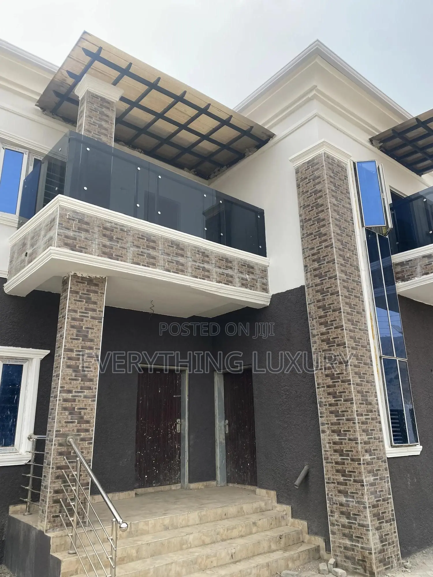 Furnished 4bdrm Duplex in Scc Ushafa for rent in Ushafa