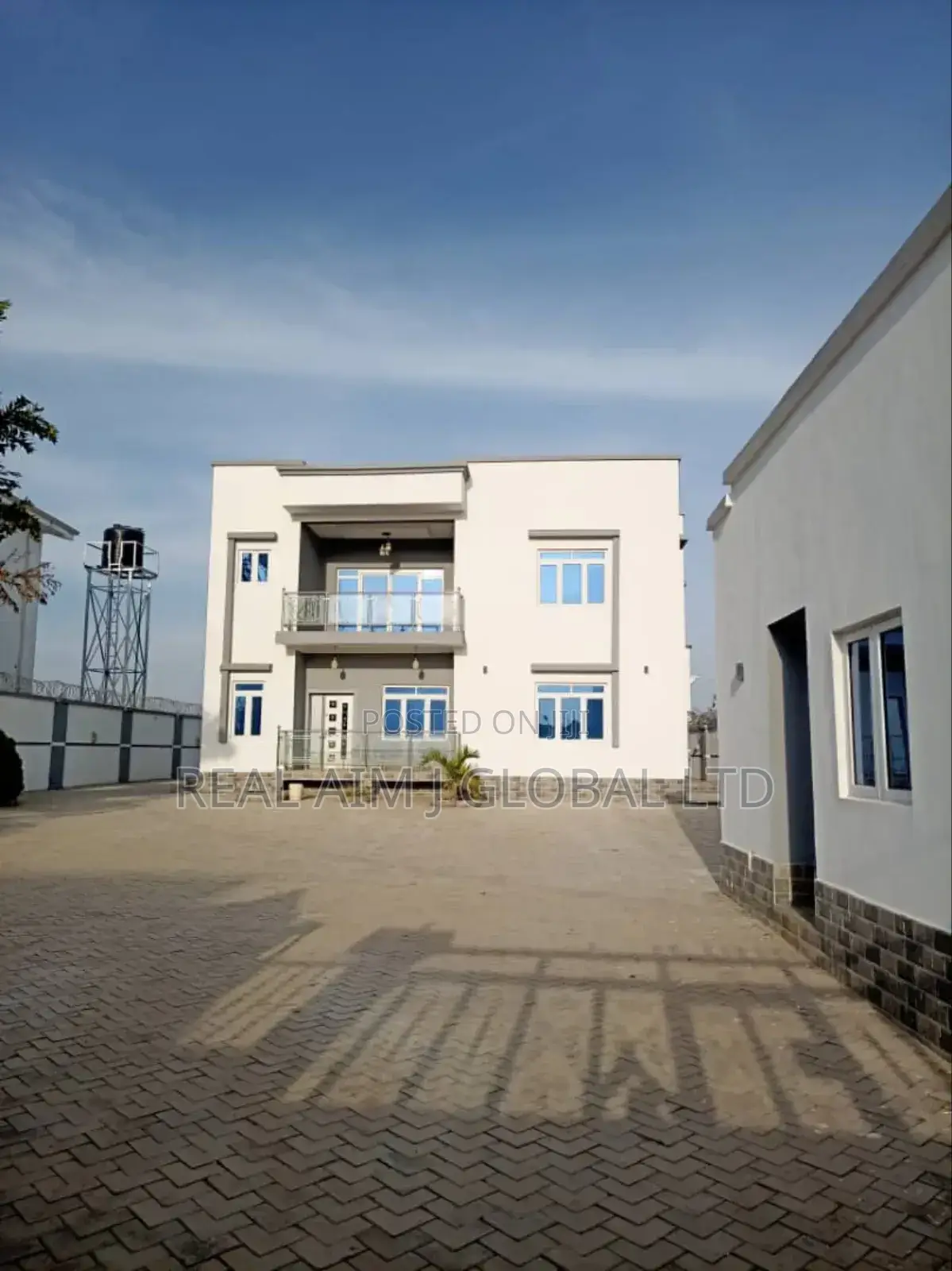 4bdrm Duplex in Jos for sale in Jos