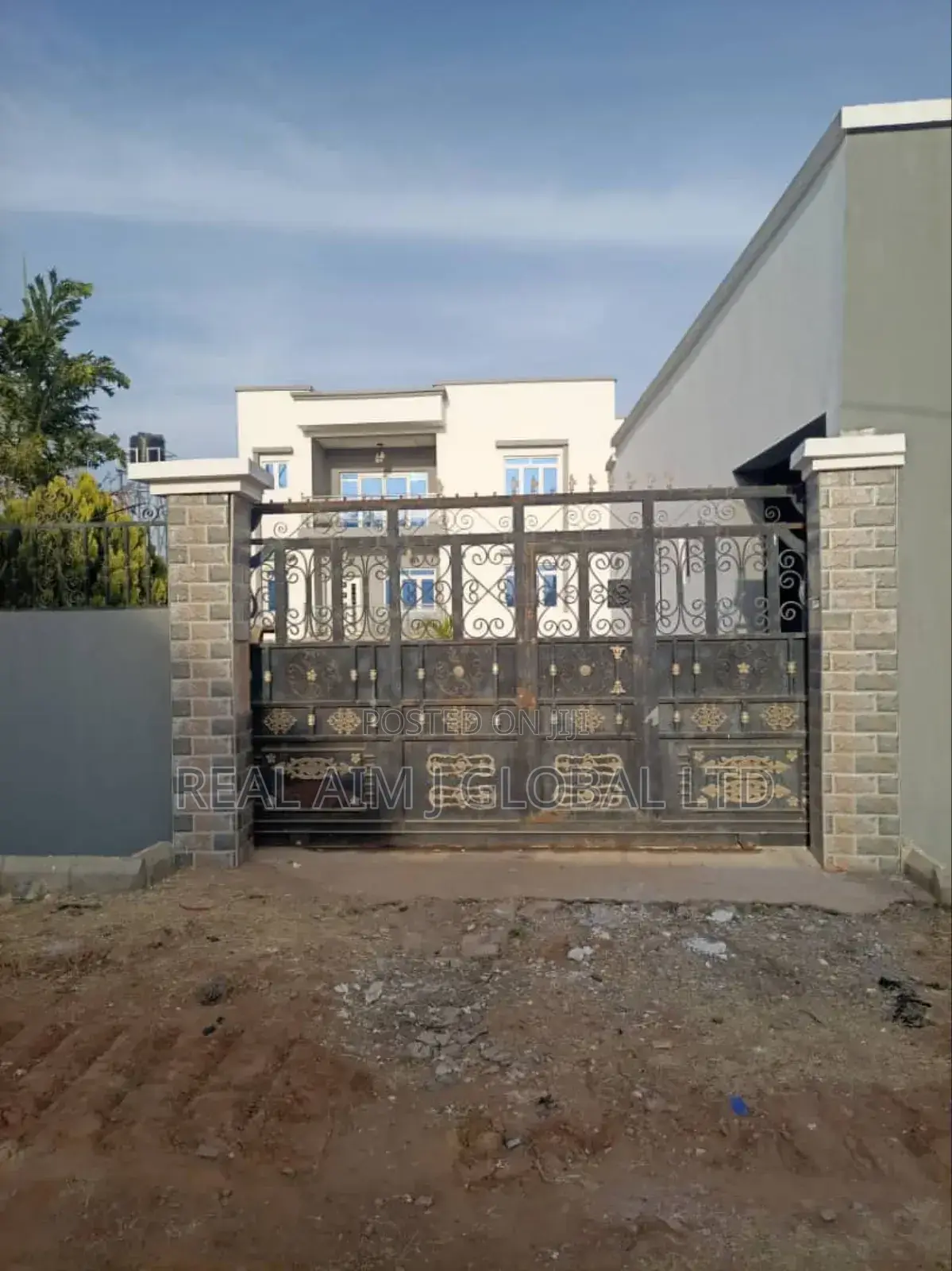 4bdrm Duplex in Jos for sale in Jos