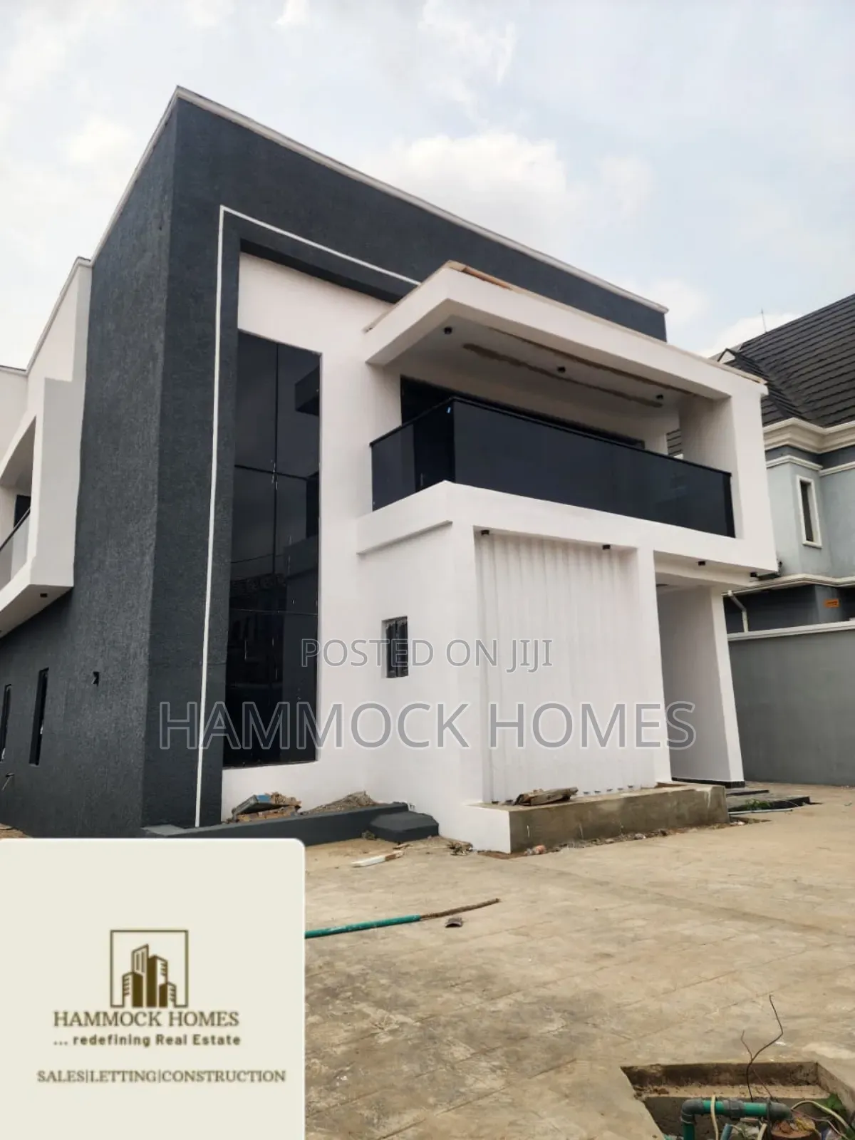 5bdrm Duplex in Carlton Gate Estate, Akobo for sale in Akobo