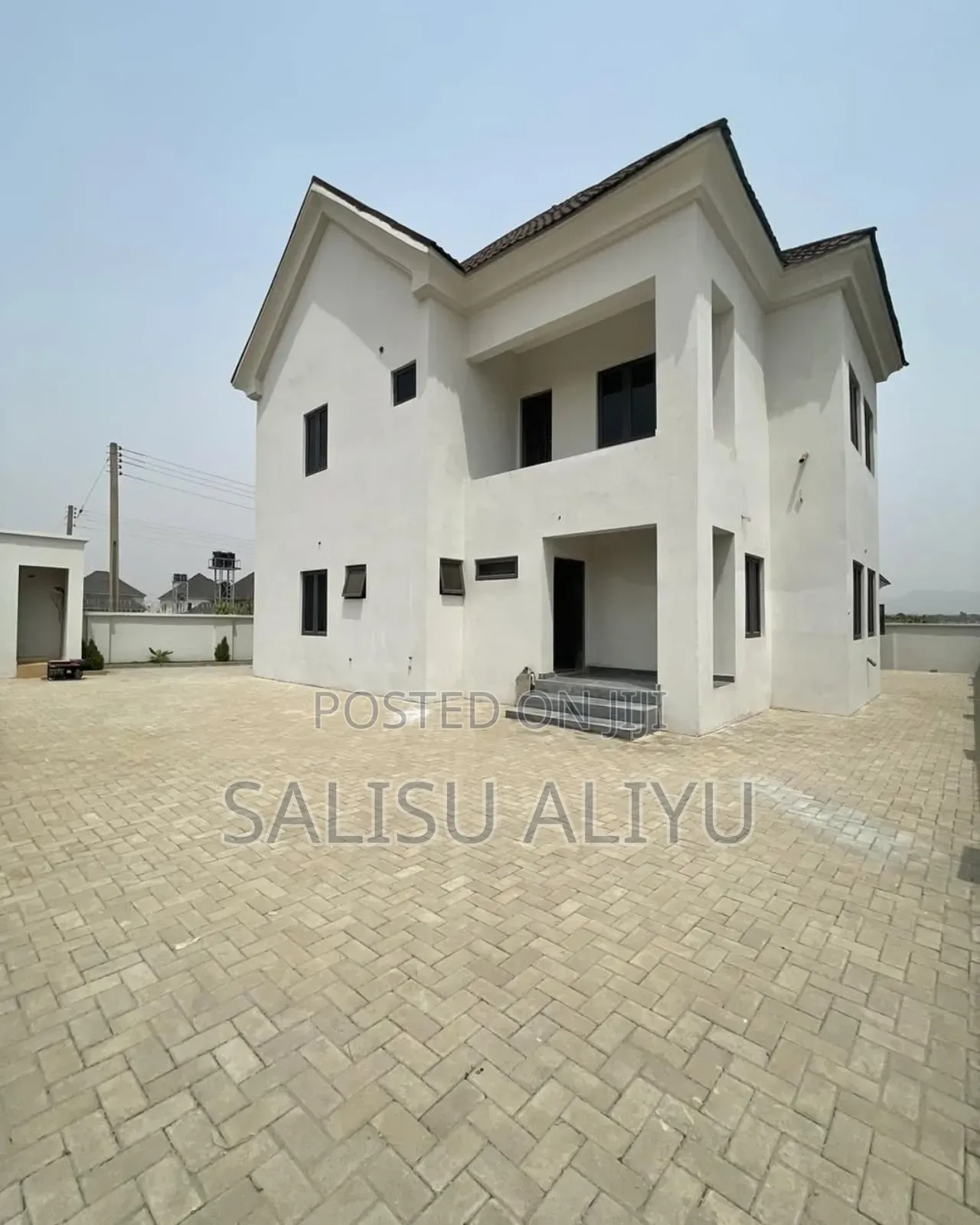4bdrm Duplex in Life Camp Nnpc for sale in Life Camp