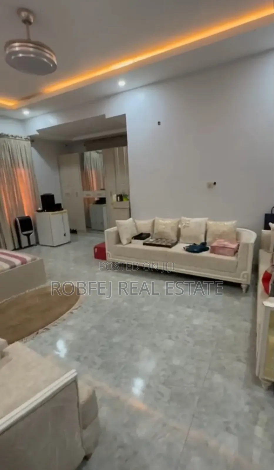 Furnished 5bdrm Duplex in Life Camp for sale in Life Camp