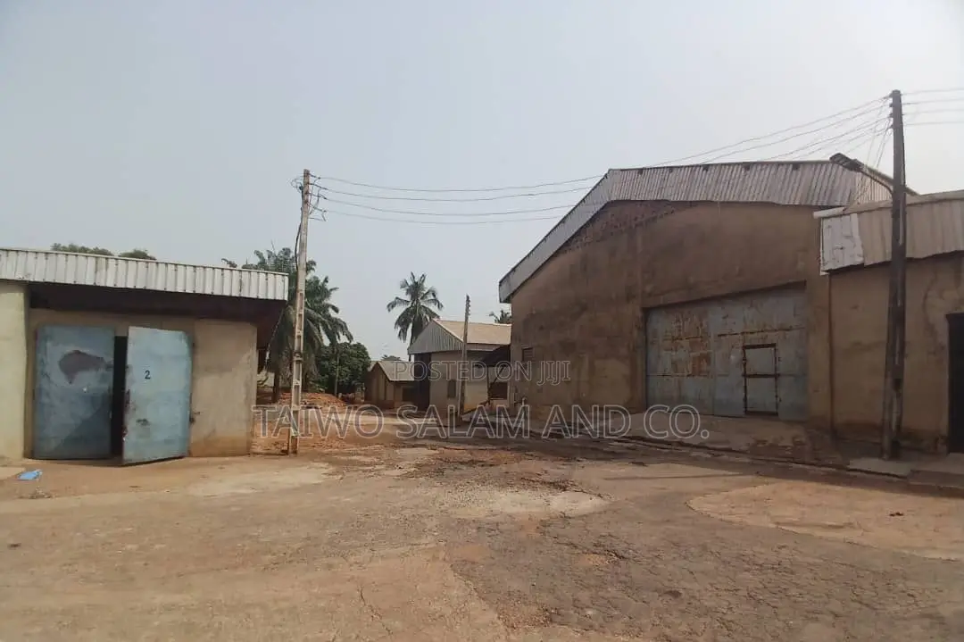 Factory Warehouses on 6 Acres of Land at Junction at Ibadan in Alakia