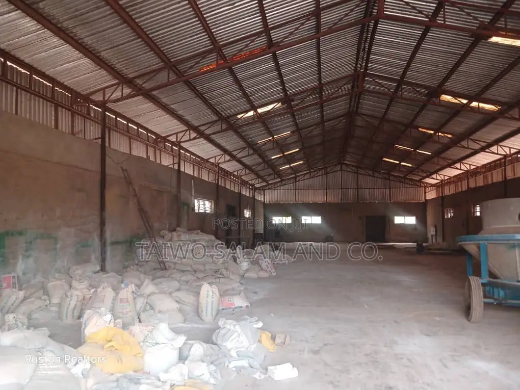 Factory Warehouses on 6 Acres of Land at Junction at Ibadan in Alakia