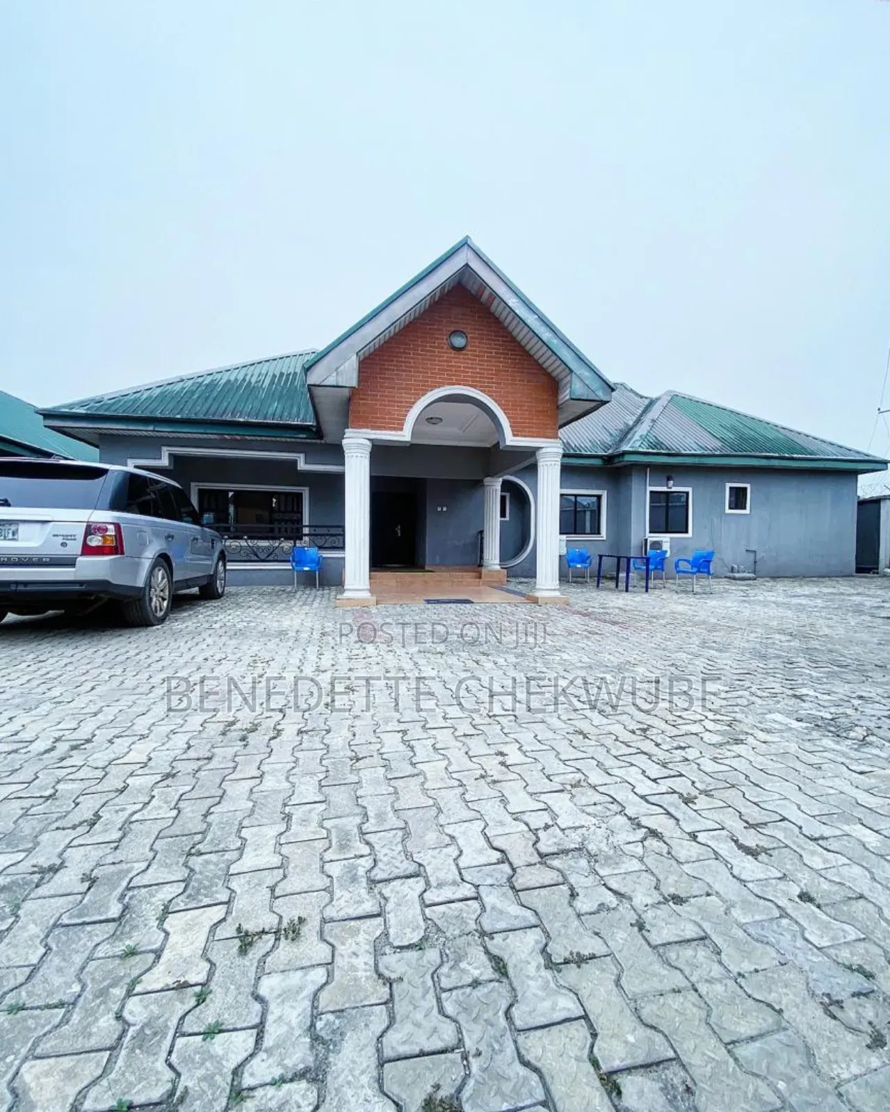 Hotel for Sale 11 Rooms in Port-Harcourt