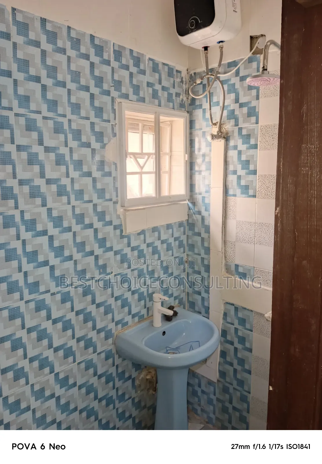 Shortlet With 24/7 Electricity, Kitchen And Washing Machine in Ibadan