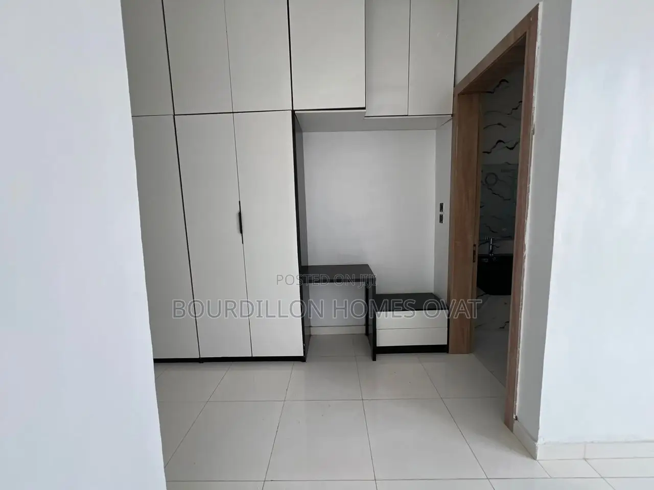 4bdrm Duplex in Ikota for sale in Ikota