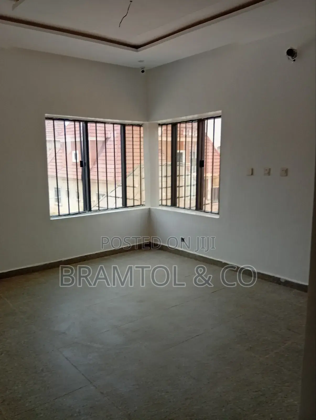 4bdrm Duplex in Von, Sabon Lugbe for sale in Sabon Lugbe