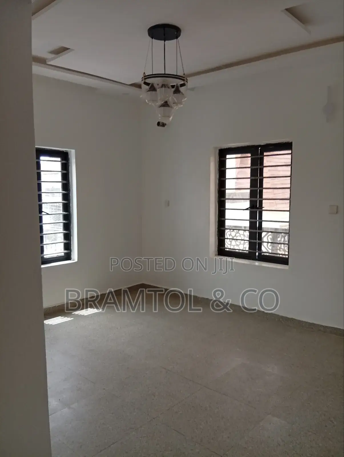 4bdrm Duplex in Von, Sabon Lugbe for sale in Sabon Lugbe