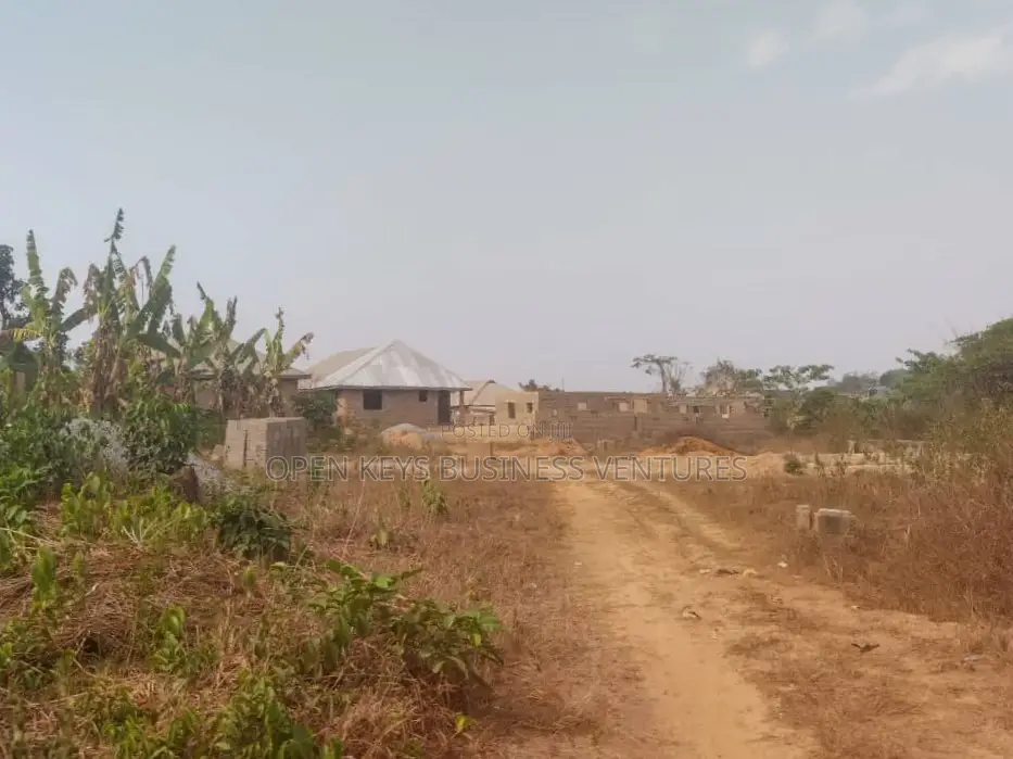 20 Plots of Residential Land in Akala Express