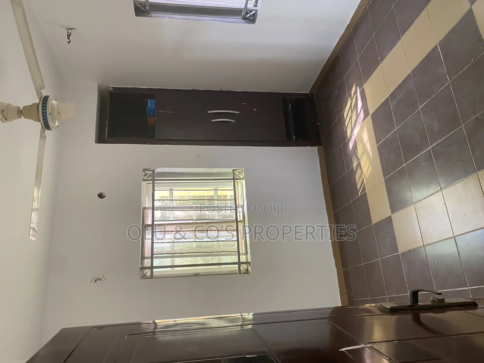 1bdrm Block of Flats in Fha By Police Sign for rent in Lugbe District