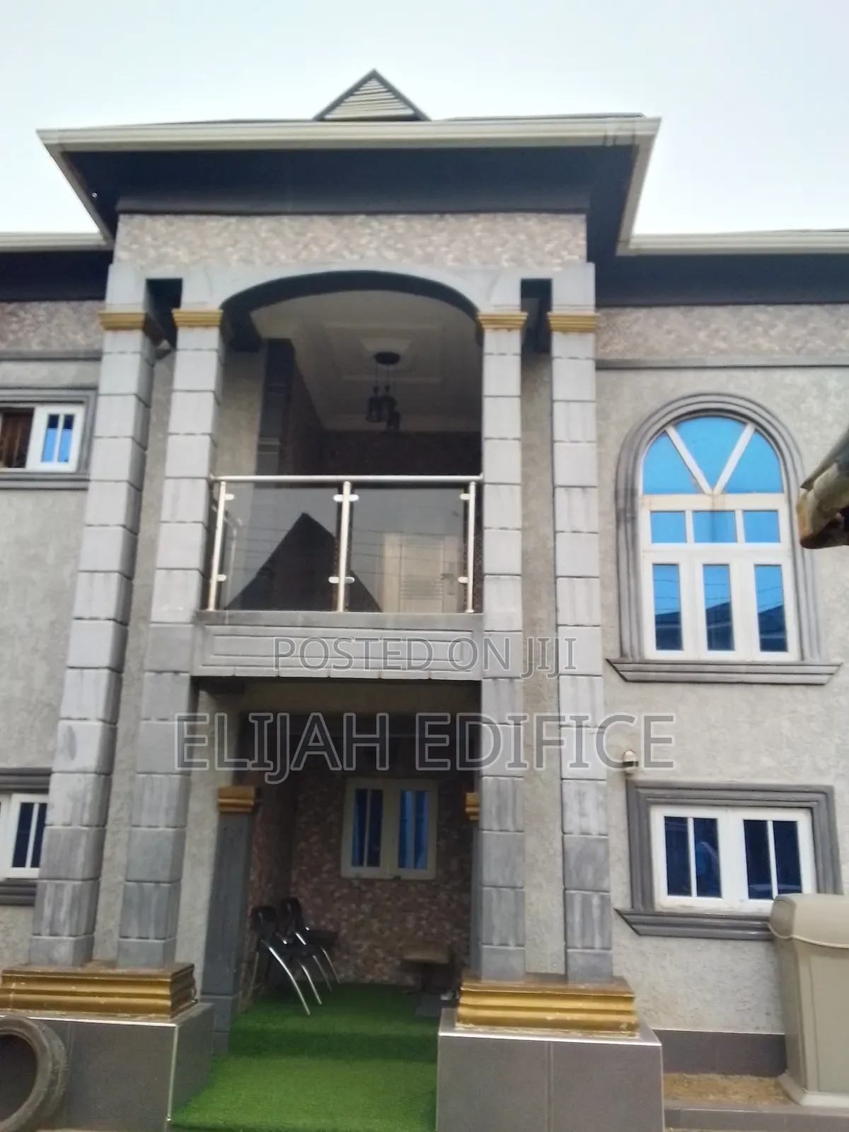 Furnished 3bdrm Duplex in Ota Ona, Ikorodu Garage for rent in Ikorodu Garage