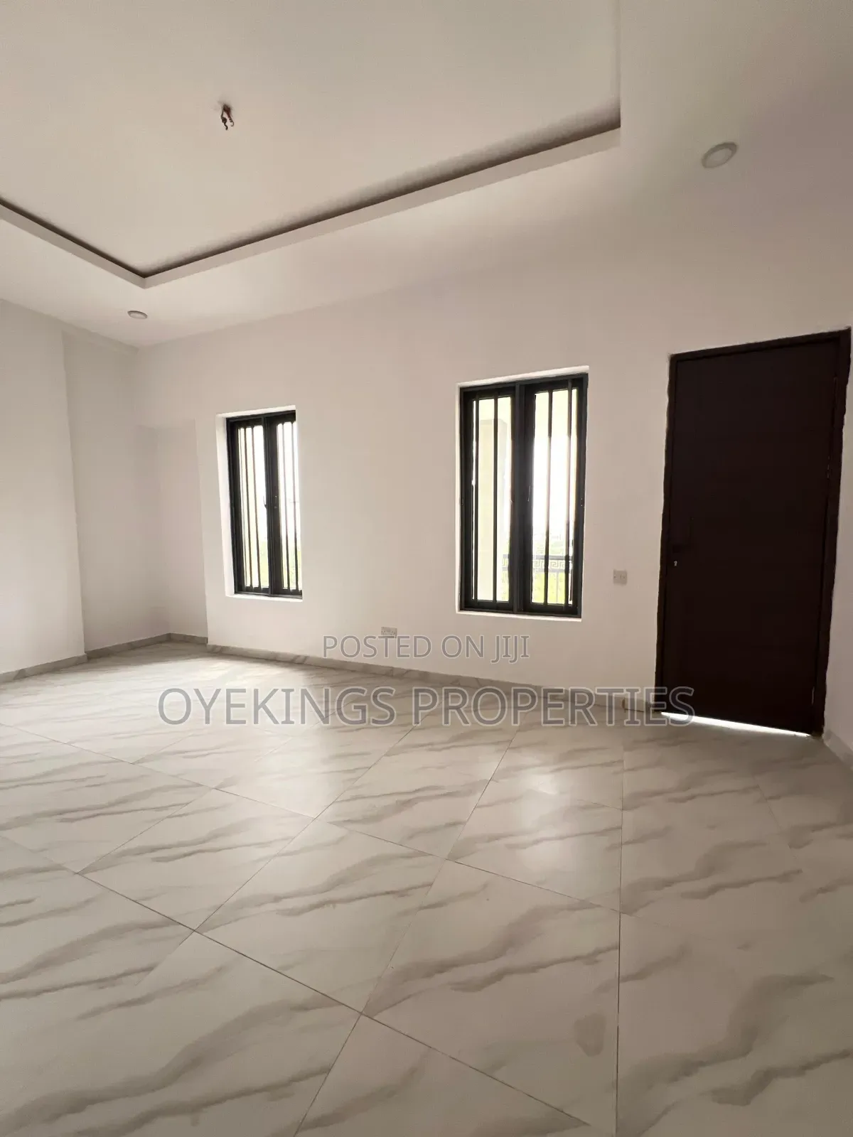 3bdrm Duplex in Plantation Estate for sale in Oluyole Estate