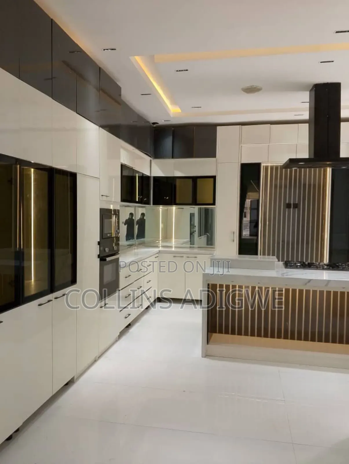 5bdrm Duplex in Lekki Ajah for sale in Ajah