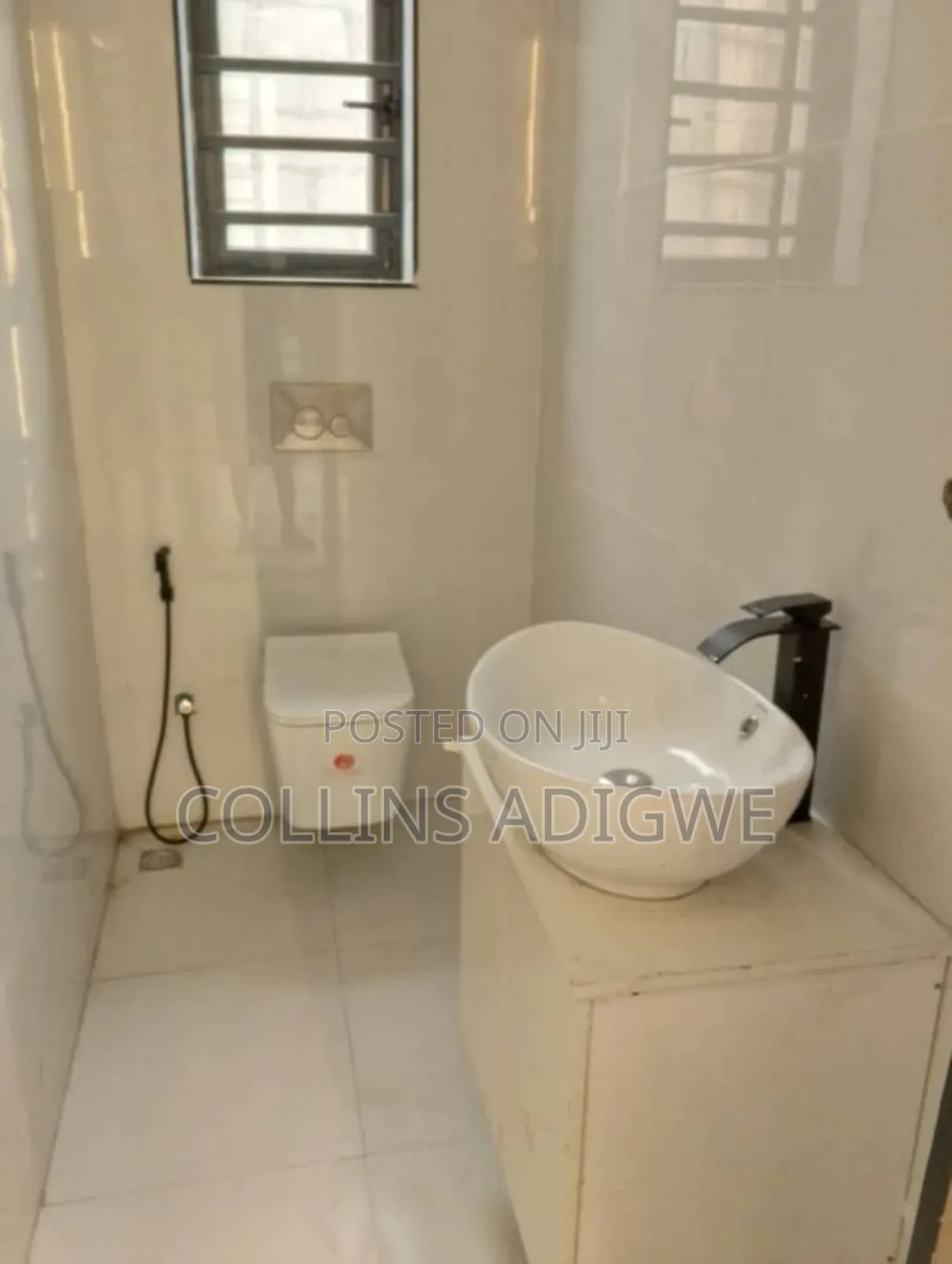 5bdrm Duplex in Lekki Ajah for sale in Ajah