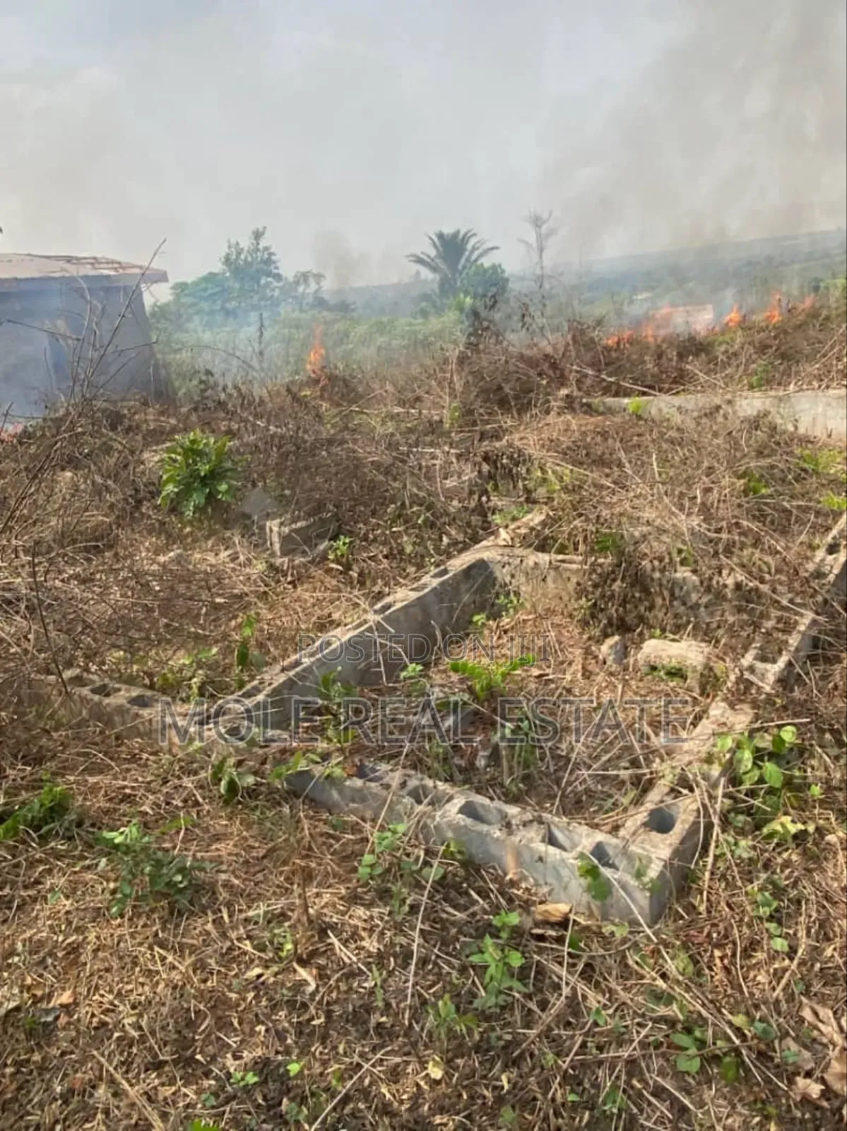 Full Plot Of Land Agbowa Ikorodu Good Location in Agbowa