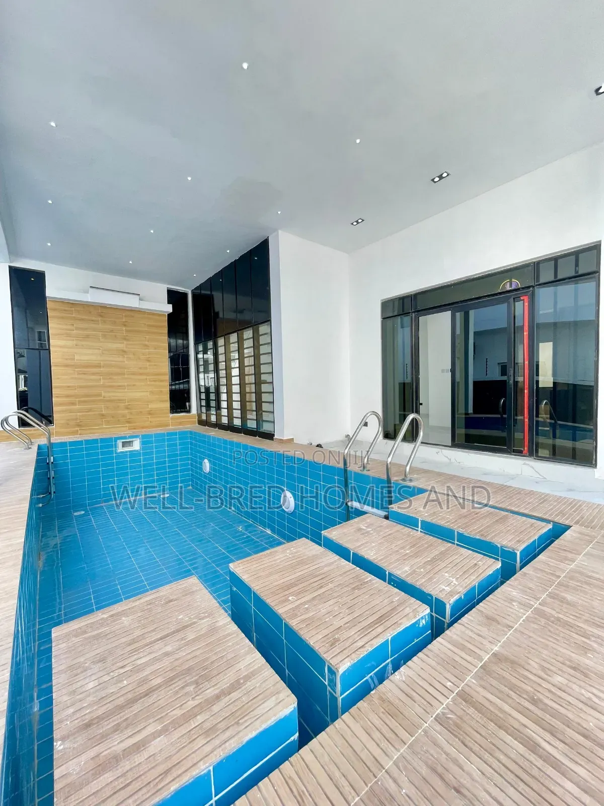 5bdrm Duplex in Osapa Lekki Lagos for sale in Lekki