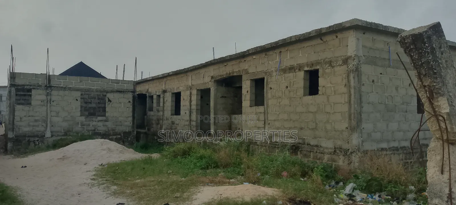 1bdrm Block of Flats in Yunisa, Igando-Oloja for sale in Igando-Oloja