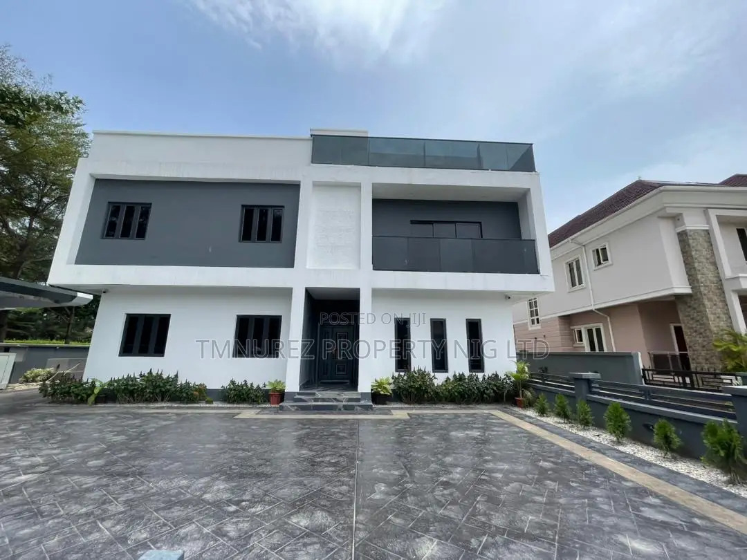 5bdrm Duplex in Carltongate, Chevron for sale in Chevron