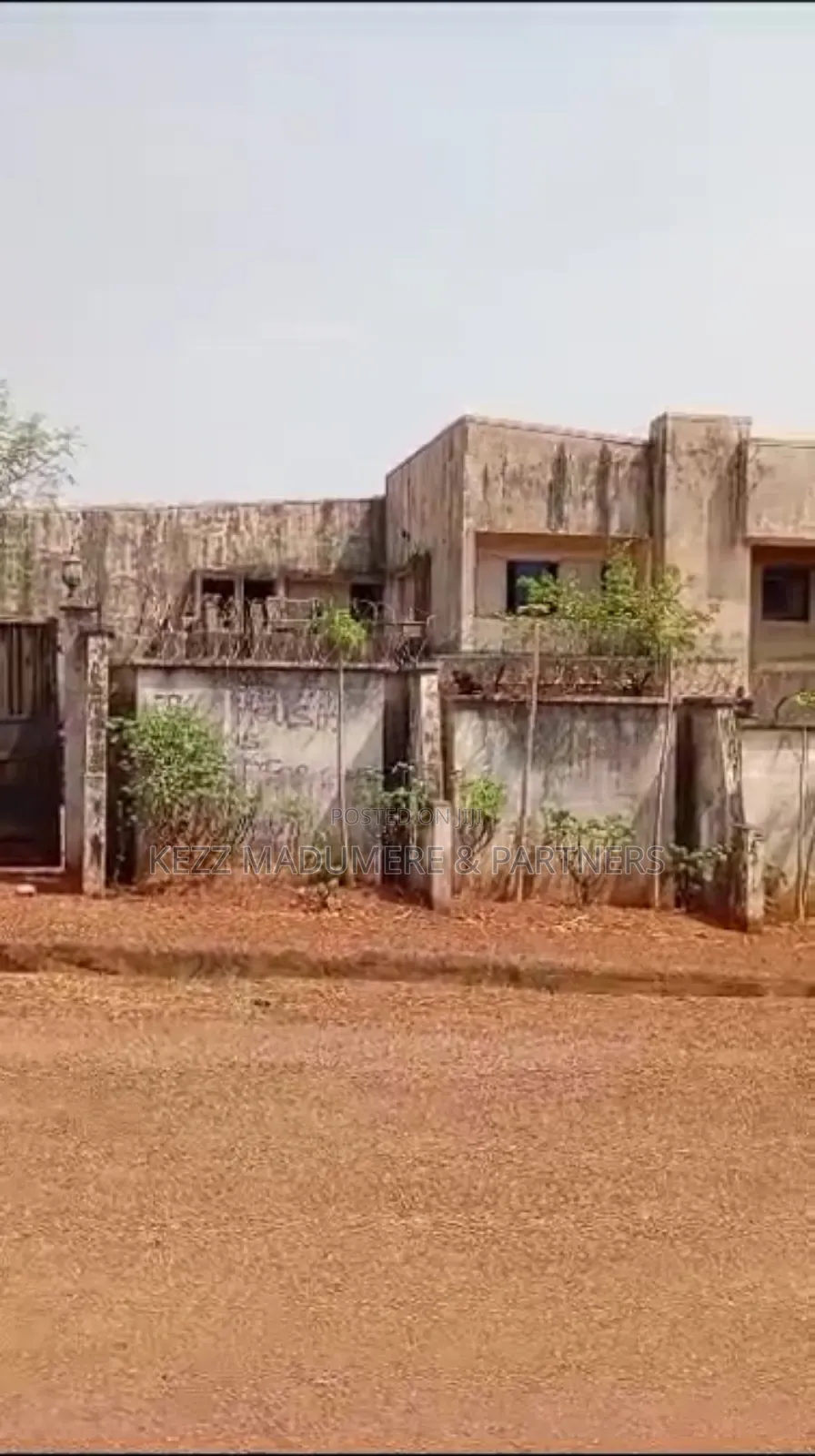 12bdrm Duplex in In A Street , At for sale in Enugu