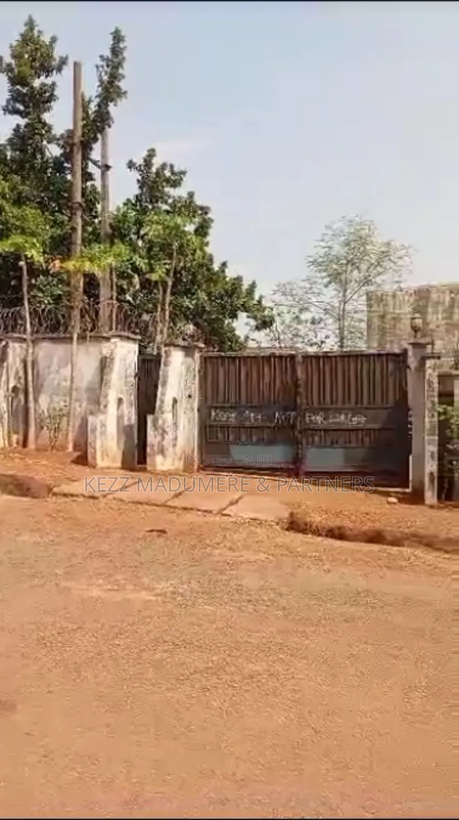 12bdrm Duplex in In A Street , At for sale in Enugu