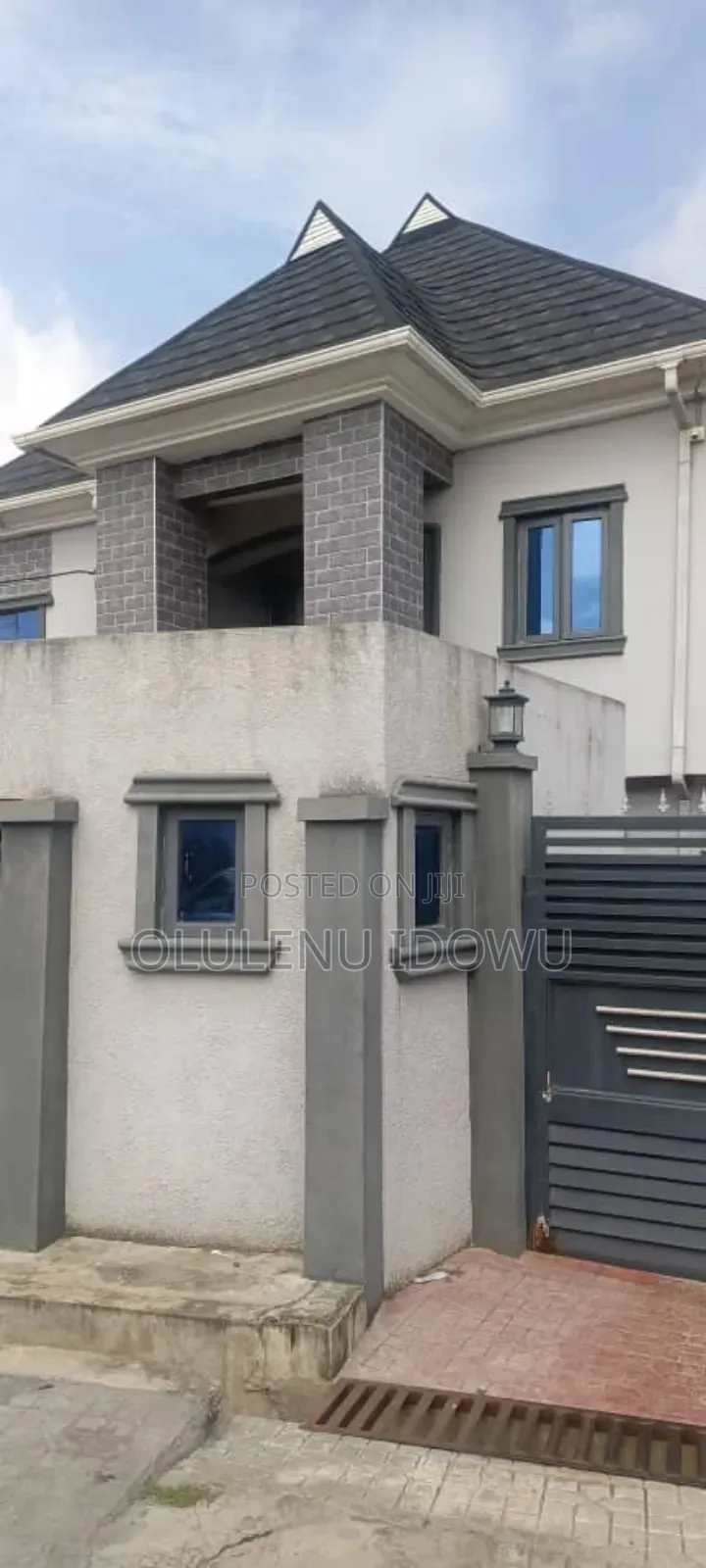 Furnished 3bdrm Duplex in Alimosho for sale in Alimosho