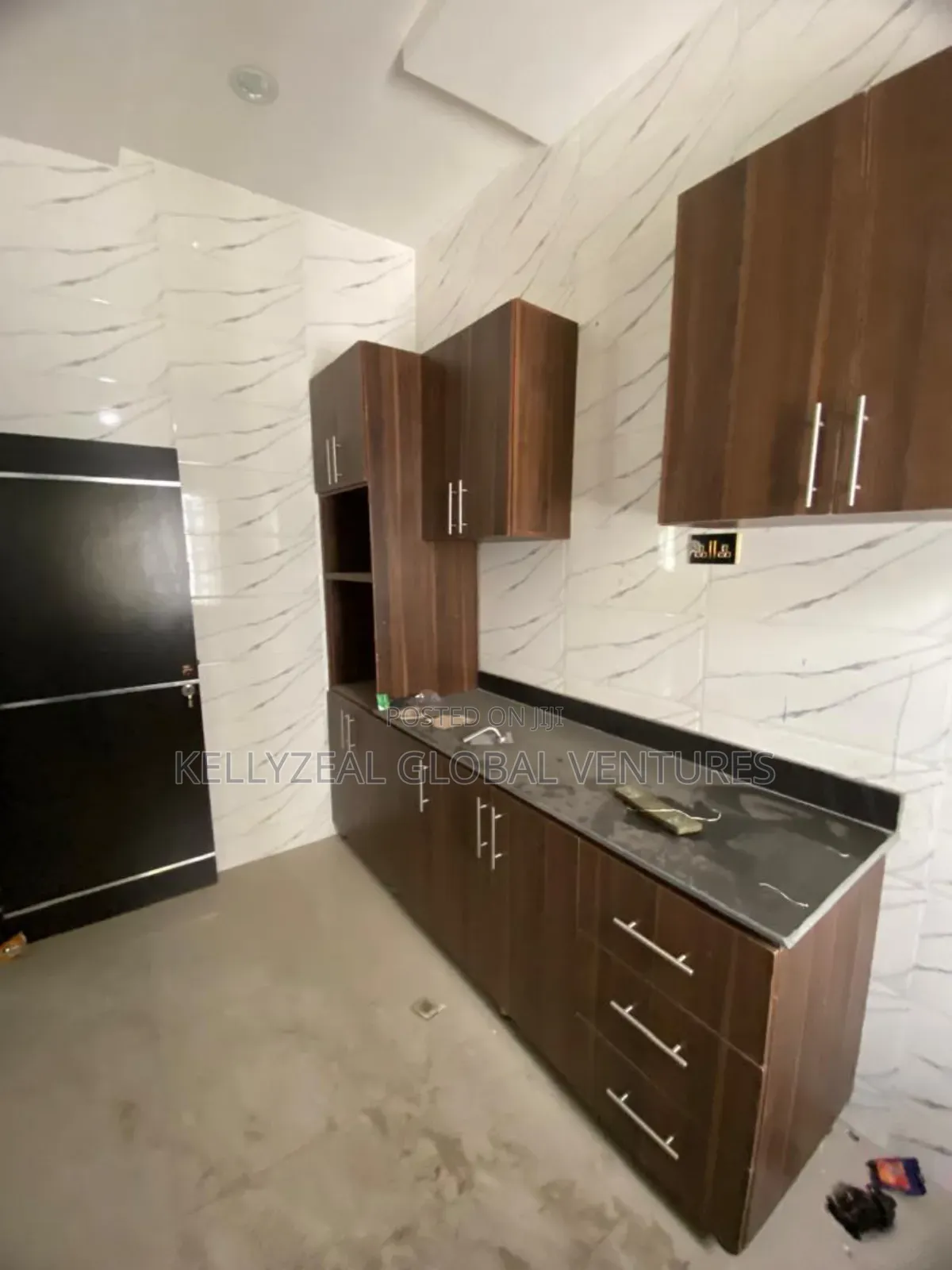 2bdrm Apartment in Lakeview Estate, Amuwo-Odofin for rent in Amuwo-Odofin