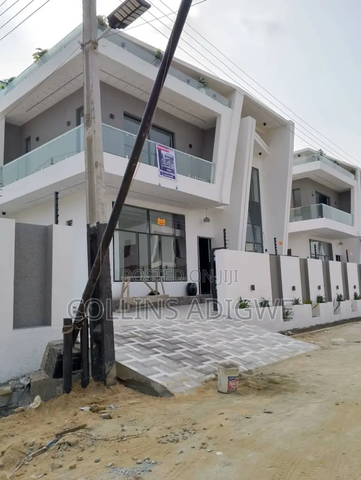 5bdrm Duplex in Estate Lekki Ajah for sale in Ajah