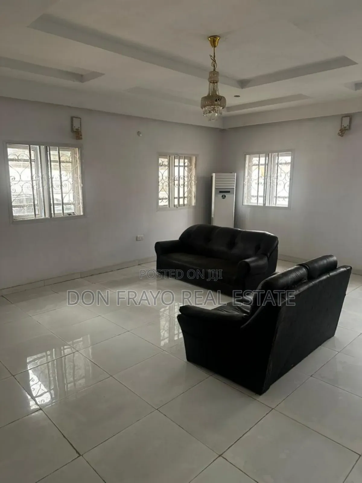 11bdrm Duplex in Adeoje Estate, Akala Express for sale in Akala Express