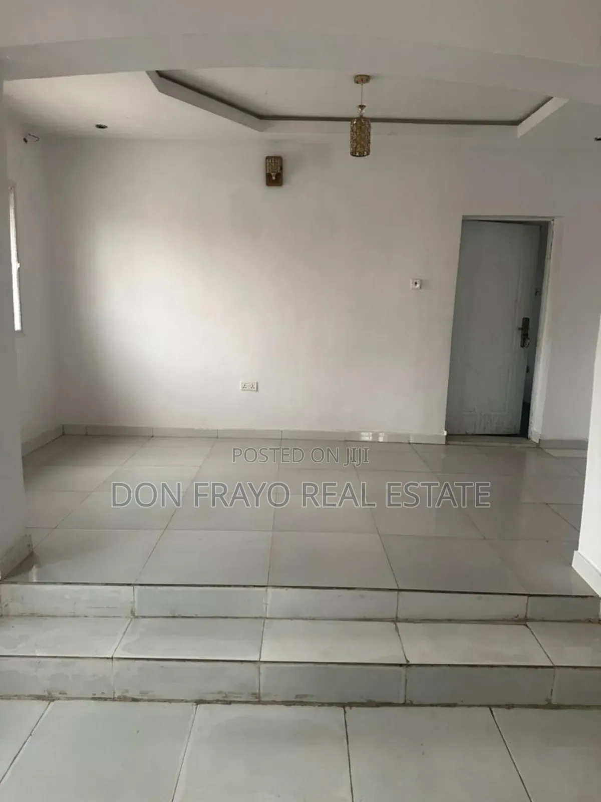 11bdrm Duplex in Adeoje Estate, Akala Express for sale in Akala Express