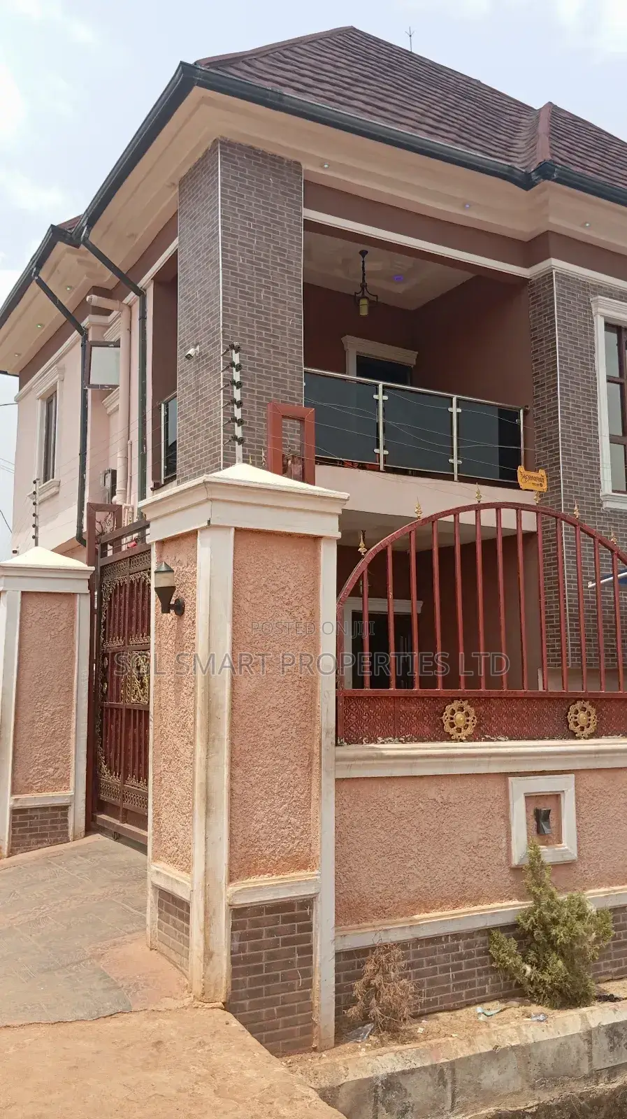 4bdrm Duplex in Umudioka, Awka for sale in Awka