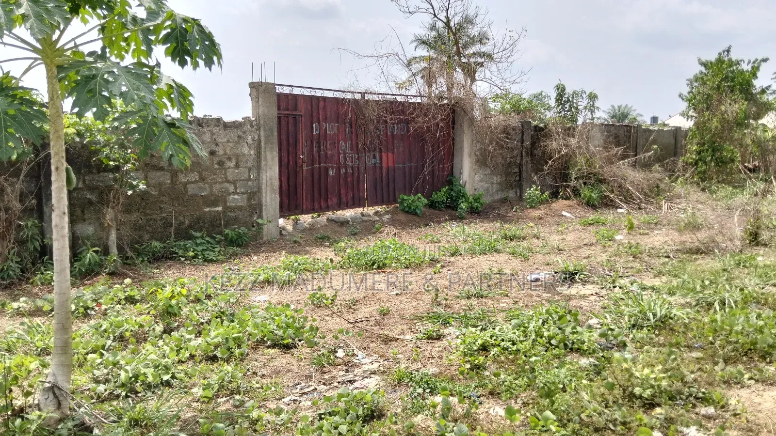 For Sale : 10 Fenced Plots at Omagwa Aluu Junction, in Eliozu